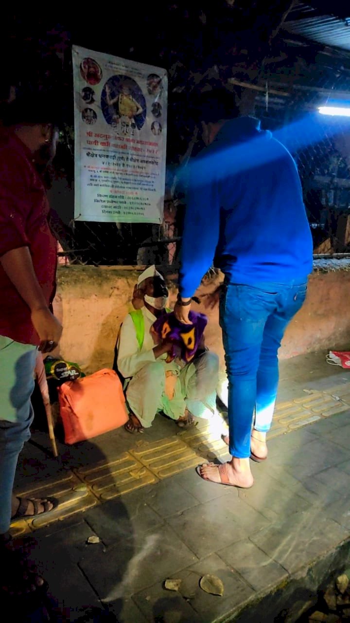 शिवप्रहार न्यूज- कोल्हार मध्ये गोरगरिबांना ब्लँकेट वाटप …