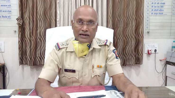 शिवप्रहार न्यूज- मुल्ला कटर प्रकरणात पोलीस शिपाई गोसावी नंतर पोलीस निरीक्षक संजय सानप सस्पेंड...…