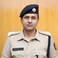 शिवप्रहार न्युज - सव्वा किलो सोन्याच्या दागिन्यांसह रोकड जप्त; LCB ची मोठी कारवाई...