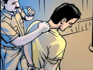 शिवप्रहार न्युज - श्रीरामपुरात LCB ने गुटख्याची वाहतूक करणारा पकडला...